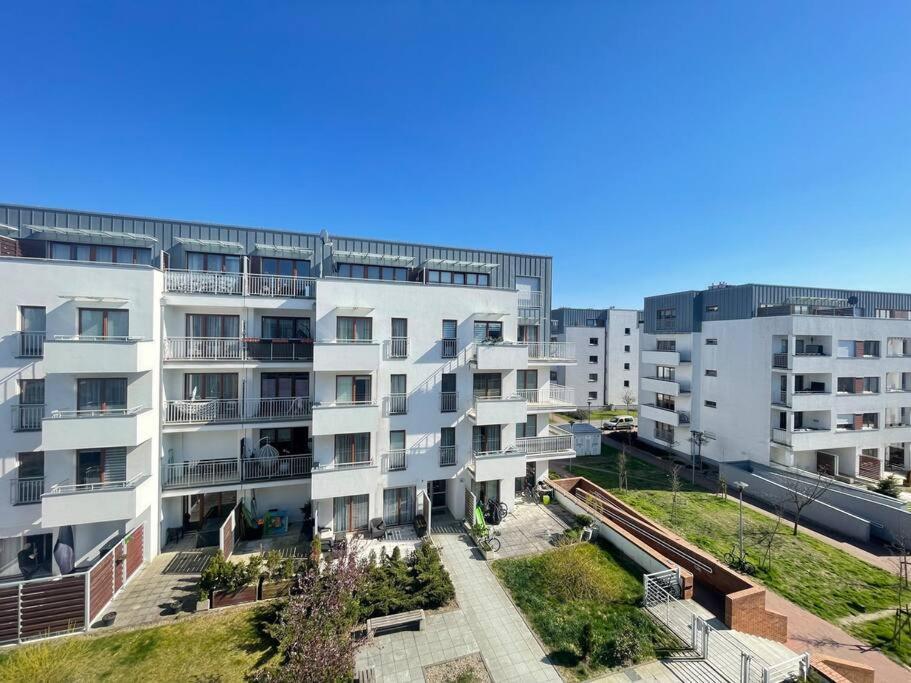 4Uapart-Apartment Suite Platan Amaretto Swinoujscie Dış mekan fotoğraf